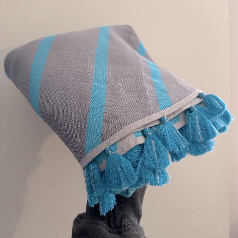 Mareora Round Striped Beach Towel w/ Fringe